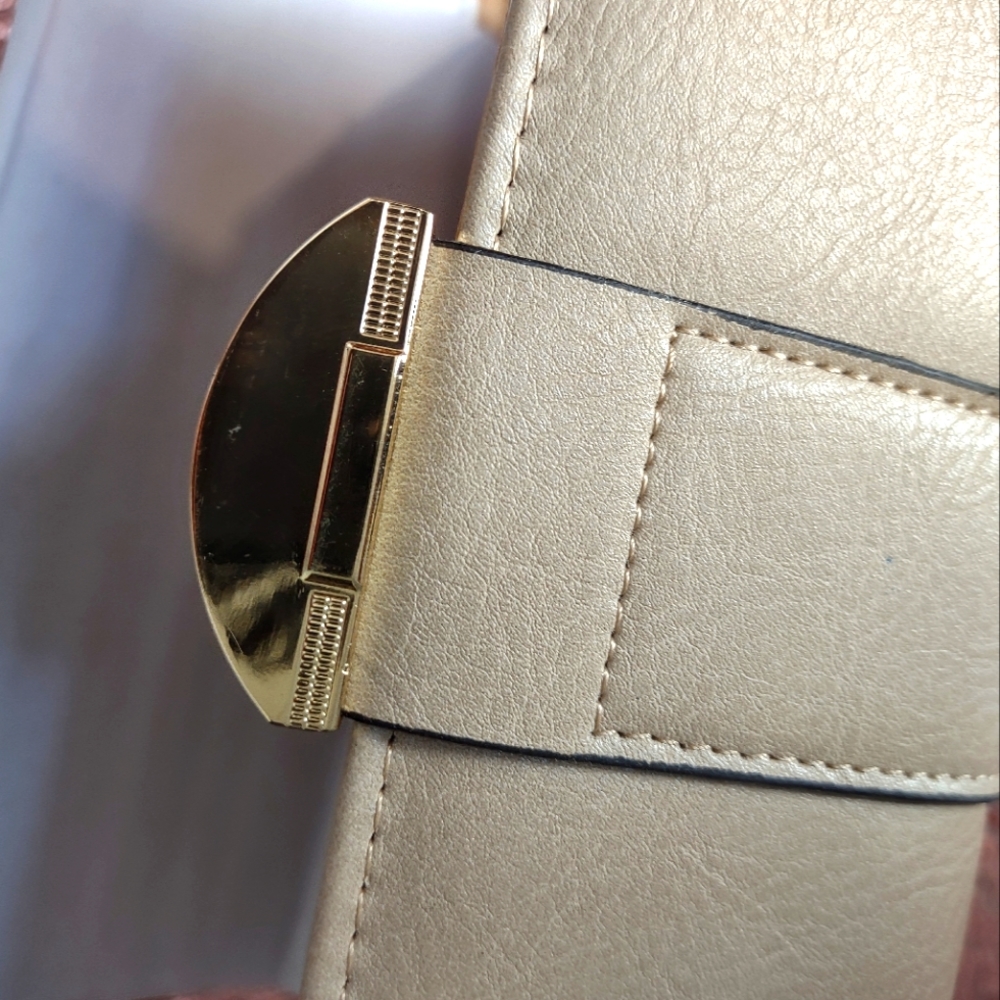 Purses/wallets - Picture 4 of 8